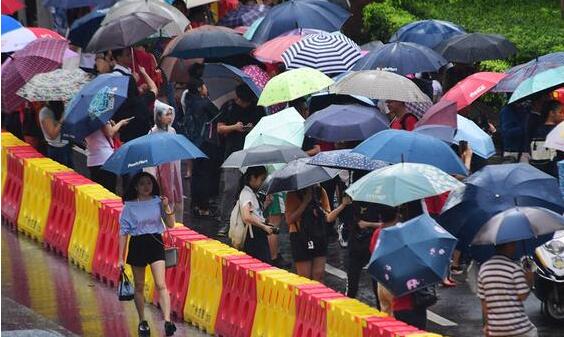 2020高考第一天天气：长江中下游持续暴雨多地有33℃高温