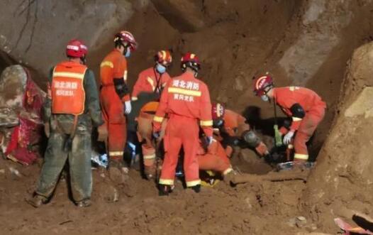 湖北黄梅山体滑坡搜救工作正式结束 9人被埋仅有1人生还