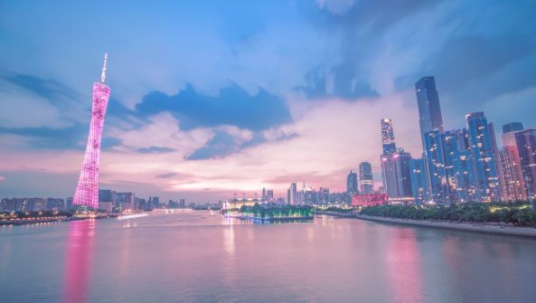 高温！广东两天持续高温 部分地区有局地雷雨