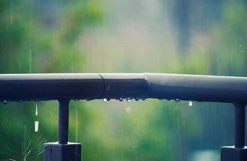 人工降雨的原理 人工降雨是什么物理现象