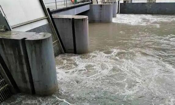 江苏发布太湖洪水红色预警 目前平均水位已上涨至4.65米