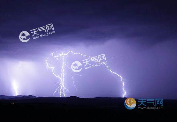 一道闪电大约相当于多少度电 一道闪电大概有几度电