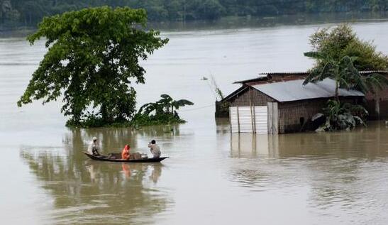 印度阿萨姆邦洪灾已造成111人死亡 未来几天仍有雷暴天气