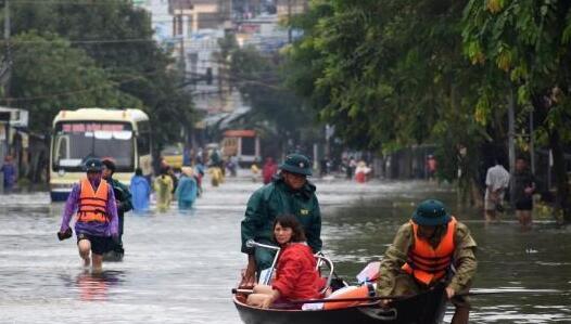 越南暴雨引发洪水和山体滑坡 至少5人死亡3人受伤