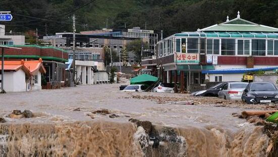 韩国南部多地遭暴雨袭击 已造成3人死亡另有1人失踪