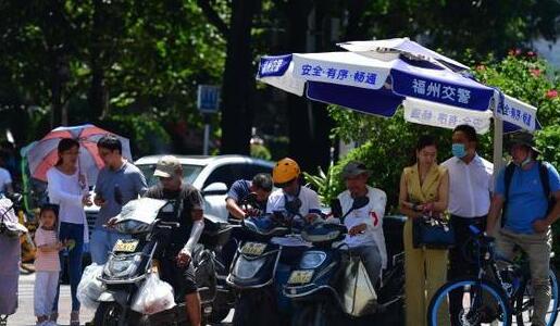 福州高温橙色预警气温超过38℃ 午后部分乡镇伴有雷阵雨