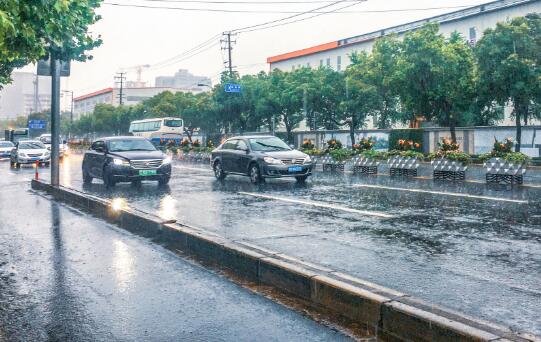 暴雨预警颜色等级最高级是什么颜色 暴雨预警几级是最高级别