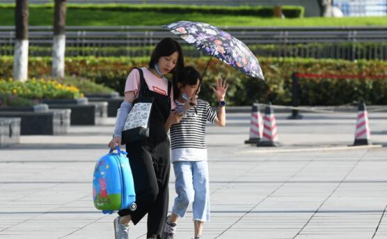 重庆继续发布高温橙色预警 局地高温40℃以上周末有雨