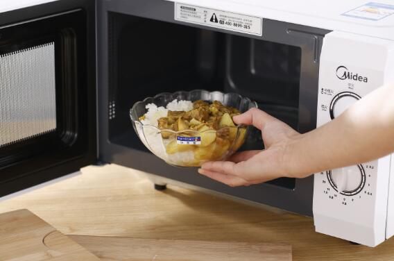 哪种塑料外卖打包盒可以放进微波炉加热 可以放进微波炉的塑料盒是哪种