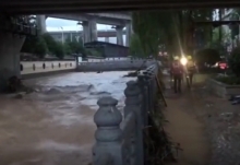 四川今日遭遇强降雨 广元市紧急疏散群众