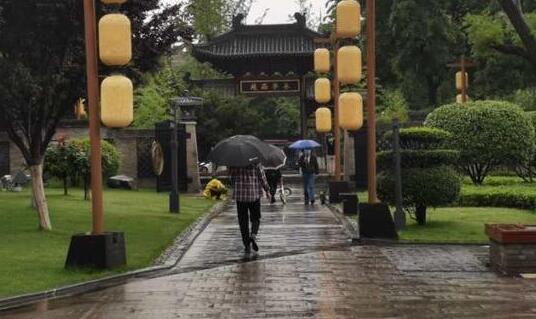 西安发布暴雨黄色预警 立秋节气陕西有强降雨相伴