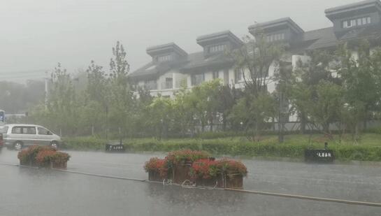 北京雨来了雨有多大 市区到处都积水出行都成问题