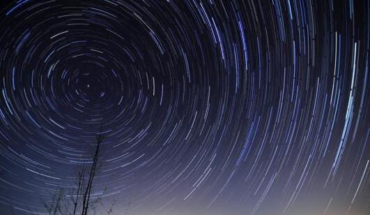 英仙座流星雨今夜迎极大值 每小时可见流星超100颗