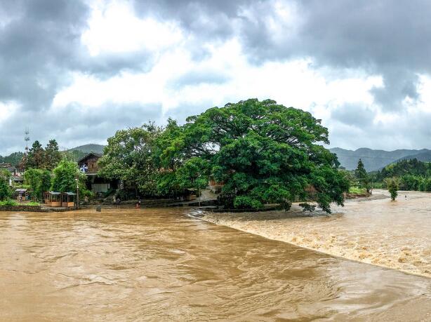 中国特大洪水是哪一年 特大洪水出现在什么时候