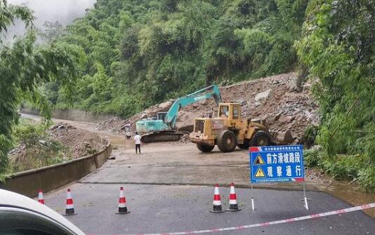 四川暴雨多条公路受损阻断 目前这些国省干道还未抢通