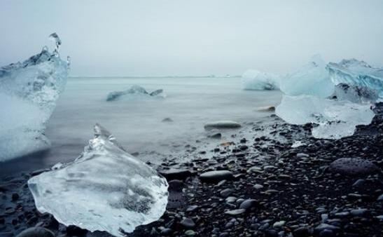 科研人员为冰川盖被子减缓消融是怎么回事 冰川盖被子原理是什么