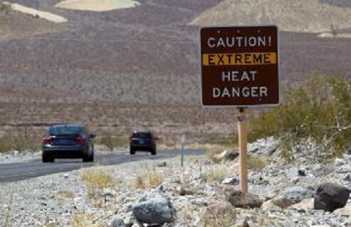 加州死亡谷气温54.4℃刷新全球纪录 美国高温热浪还将持续一周
