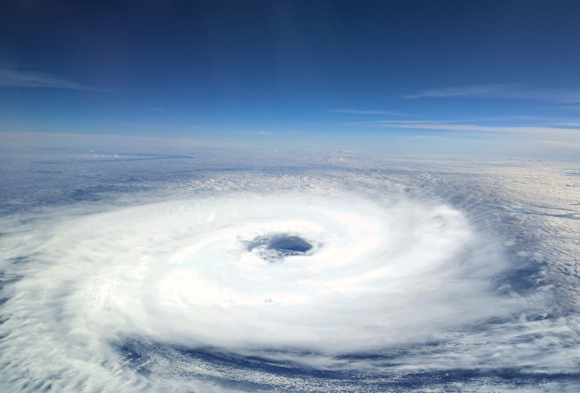 2020年8月台风为何总爱登陆前加强 专家：今年是有特殊原因的