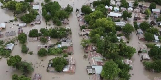 飓风“劳拉”席卷美国已有10人死亡 现场大量房屋建筑被摧毁