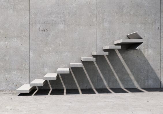 上楼梯和下楼梯哪个动作更伤膝盖 上楼梯容易伤膝盖还是下楼梯