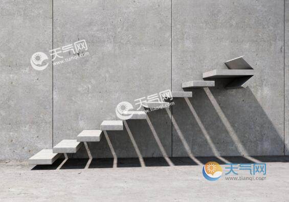 上楼梯和下楼梯哪个动作更伤膝盖 上楼梯容易伤膝盖还是下楼梯