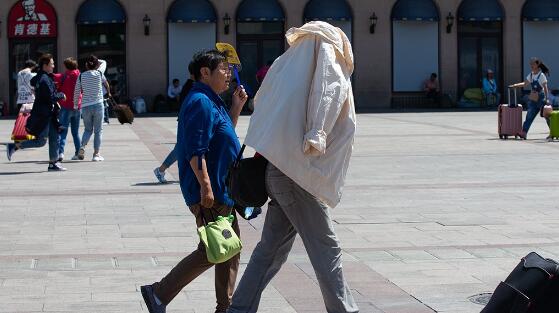 今年8月广州高温天数较常年多3.1天 局地极端最高气温36℃左右