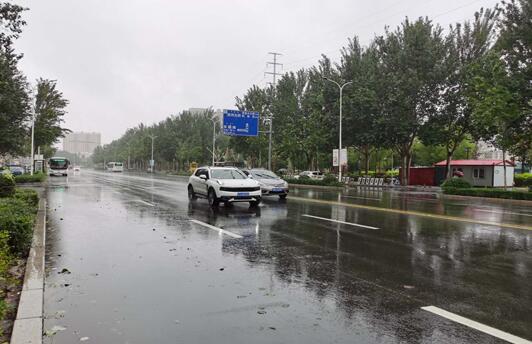 今明两天内蒙古降雨仍不停歇 呼和浩特等地仅有20℃出头