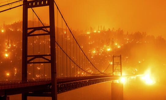 美国加州山火最新消息今天 12人死亡火灾面积创历史新高