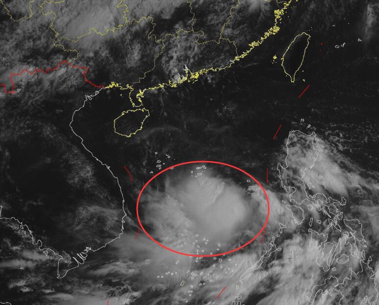 十一号台风最新路径实时发布系统云图 台风红霞实时高清卫星云图观测