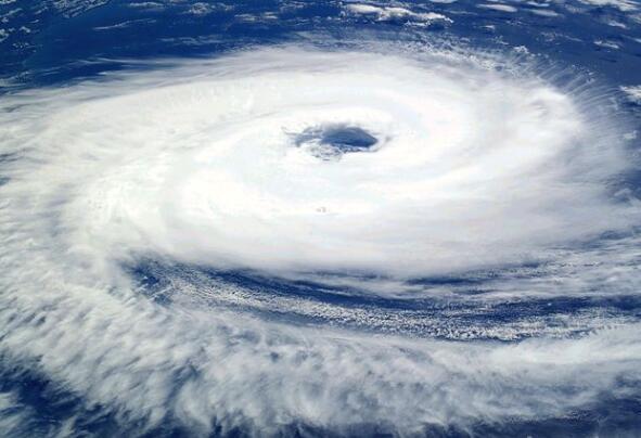 飓风是怎么命名的 飓风的名字是根据什么起的