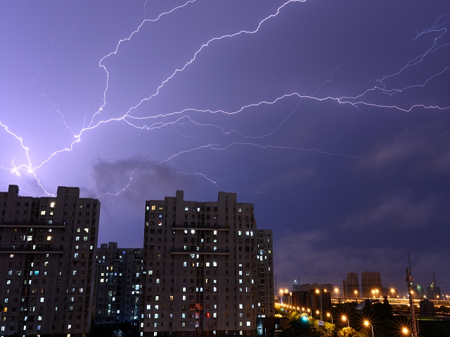 今日北京地区将有雷雨 夜间气温变化较大