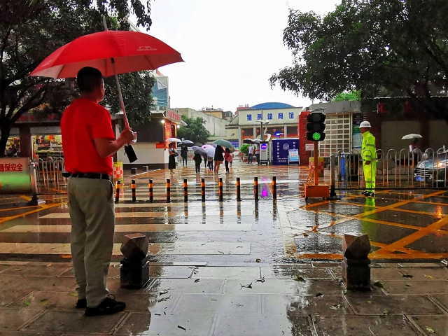 今明两天山东大部地区将有小雨 气温略有降低需添加衣物