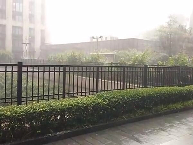 今日北京地区有降雨 气温下降至20℃左右