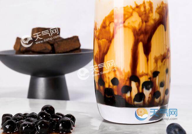 秋天的第一杯奶茶出处 秋天第一杯奶茶52元来源