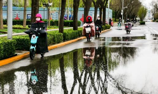 国庆第4天南方雨势有所减弱 东北华北一带气温下降4～6℃