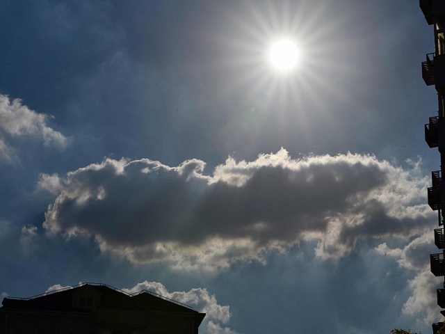 今天广东大部晴到多云 粤北最低气温在17～20℃左右