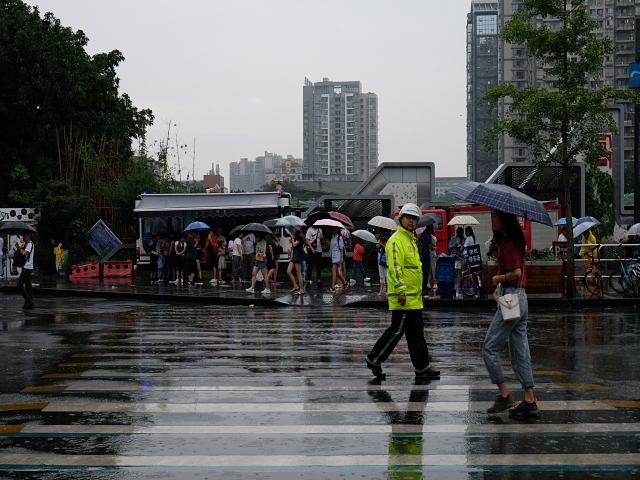 山东持续连日有小雨 半岛地区气温降至7℃左右