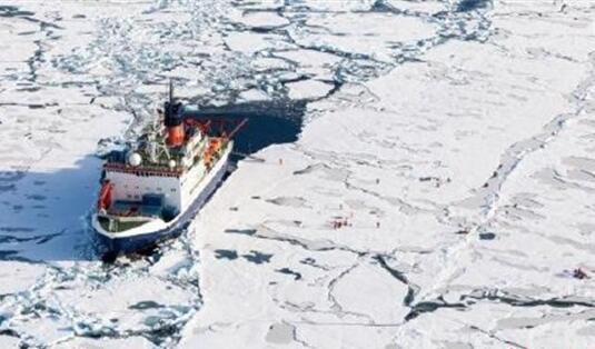 北极恐将面临夏季无冰是怎么回事 专家：这是气候变化的标志
