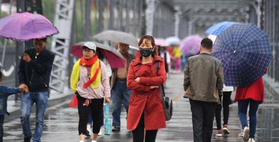 湖南阴雨频繁气温下降6～8℃ 益阳常德部分地区有中雨