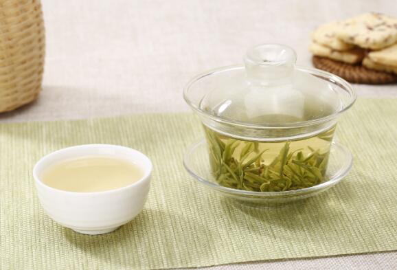 白茶属于什么茶  白茶的功效与作用是什么