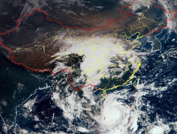2020年台风最新消息 18号台风莫拉菲升级为强台风海南发布台风三级预警