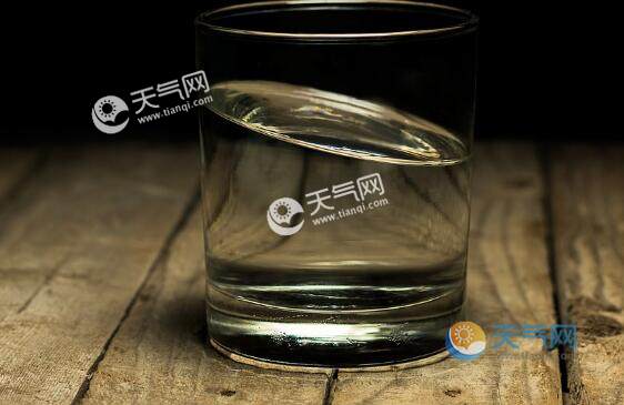 蒸馏水是什么 蒸馏水适合什么人喝