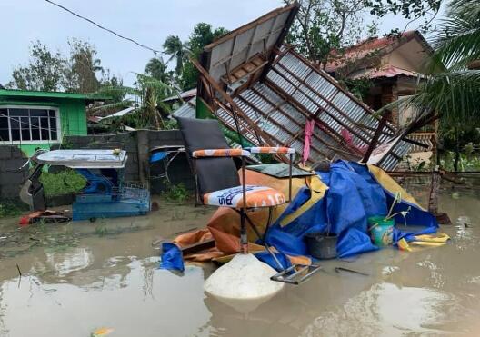 菲律宾因台风死亡人数增至22人 20号台风艾莎尼也将袭击菲律宾