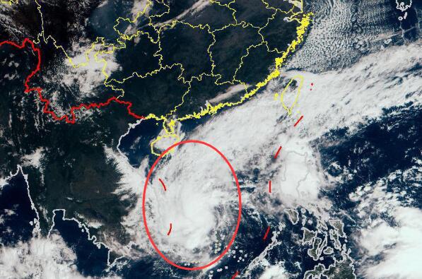 台风路径实时发布系统21号台风云图 台风艾涛超清晰卫星云图实况