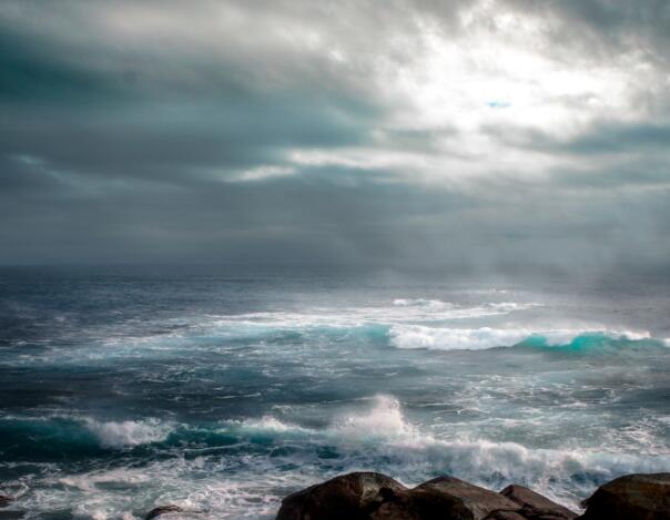 海南琼海防御台风环高影响 645艘渔船就近回港避风