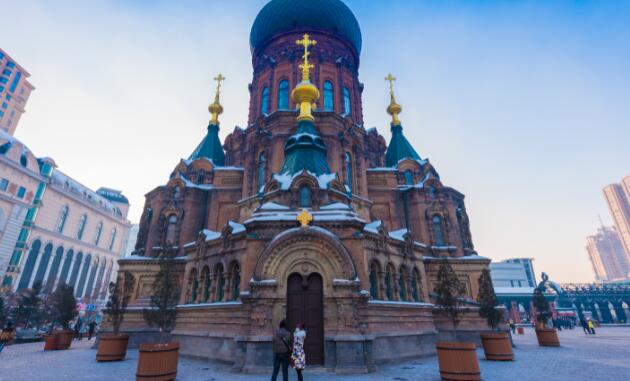 12月旅游去哪里玩雪看雪 12月赏雪景打雪仗最佳去处
