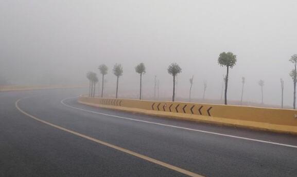 受大雾天气影响 安徽河南等4省25条高速暂时封闭