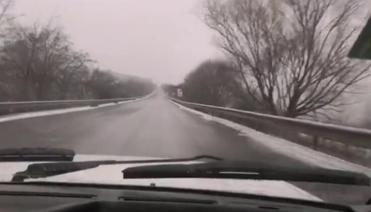 陕西今早发布路结冰黄色预警 多个市县道路结冰影响交通