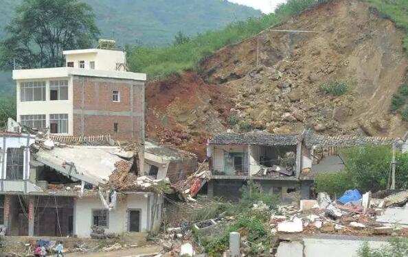 中国地震台网最新消息今天 洛亚蒂群岛东南发生5.4级地震