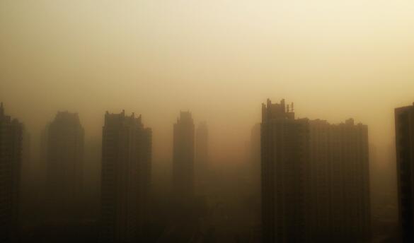 河南安阳市发布霾橙色预警 24小时内将现雾霾影响出行